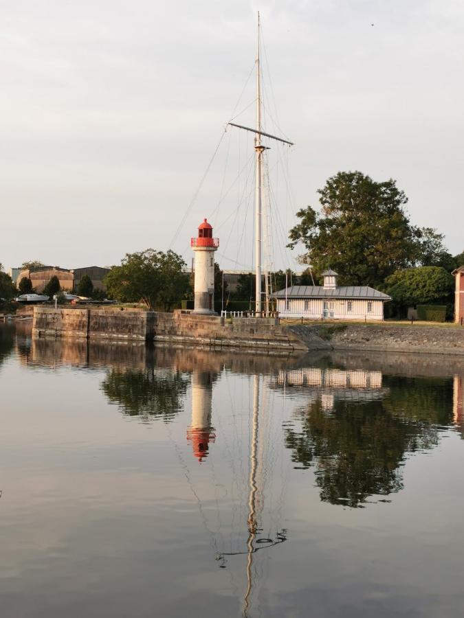 Ferienwohnung Phare Des Impressionnistes Honfleur Exterior foto